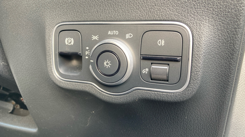 Mercedes-Benz Eqa 350 4M 215kW AMG Line Executive 66.5kWh 5dr At Electric Hatchback